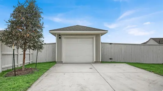 New construction Single-Family house 126 Huckleberry Ln, Elgin, TX 78621 - image