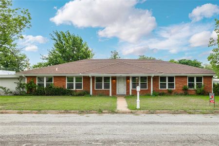 New construction Single-Family house 201 Palestine St, Coleman, TX 76834 - image