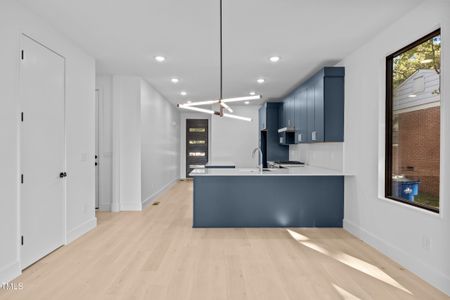 New construction Townhouse house 810 Culpepper Ln, Raleigh, NC 27610 - image 11