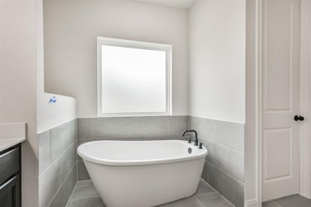 New construction Single-Family house 5611 Camp Creek Rd, Baytown, TX 77523 - image 18