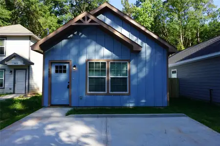 New construction Single-Family house 9978 Elder, Willis, TX 77318 - image