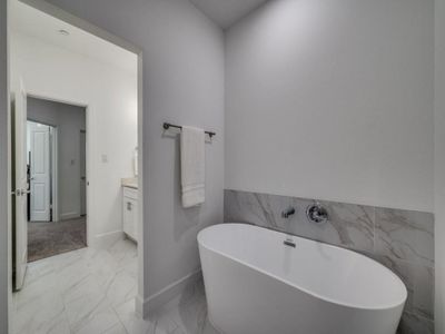 New construction Townhouse house 5613 Woodlands Dr, The Colony, TX 75056 plan Nassau B - image 18