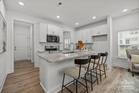 New construction Townhouse house 5004 Cherry Gum Ct, Matthews, NC 28105 - image 12