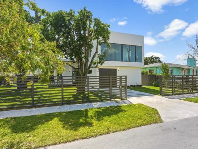 New construction Single-Family house 2606 Sw 19Th St, Miami, FL 33145 - image