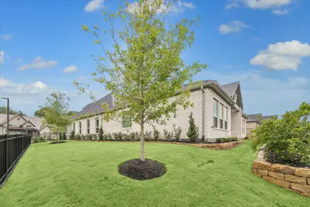New construction Single-Family house 14019 Hawk Vista Ct, Willis, TX 77318 - image 3