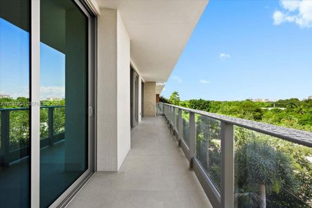 New construction Condo house 2200 Brickell Ave, Unit 422, Miami, FL 33129 - image
