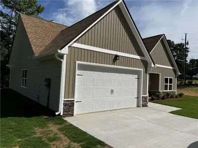 New construction Single-Family house 1932 Cochran Ridge Rd, Hiram, GA 30141 - image