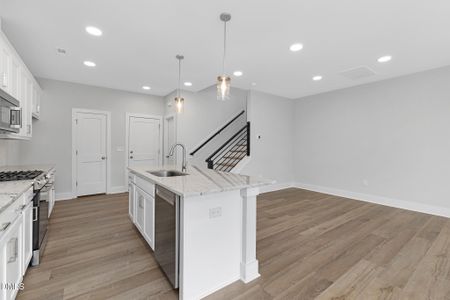 New construction Townhouse house 803 Fireship Rd, Fuquay Varina, NC 27526 plan Luna - image 9