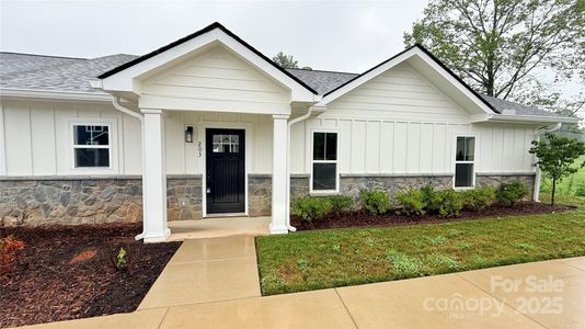 New construction Townhouse house 203 Beacon Ave, Morganton, NC 28655 - image
