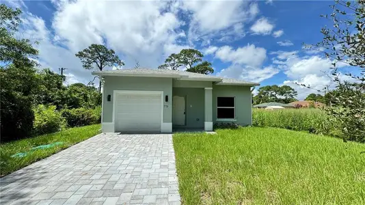 New construction Single-Family house 6215 4Th Ln, Vero Beach, FL 32968 - image
