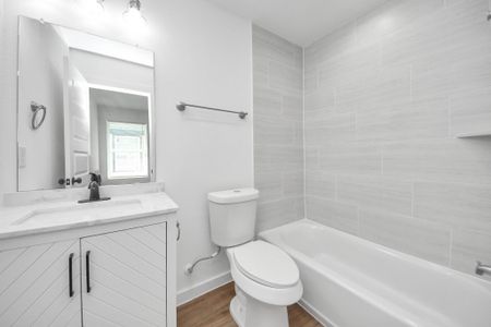 New construction Single-Family house 7312 Wileyvale Dr, Unit D, Houston, TX 77016 - image 4