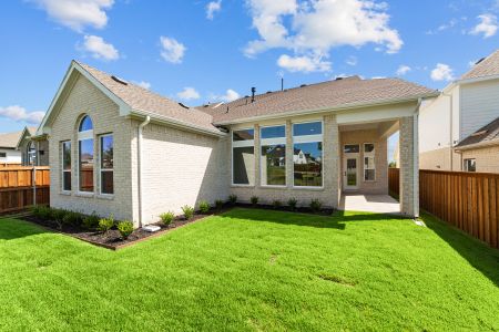 New construction Single-Family house 2024 Grey Birch Pl, Fort Worth, TX 76008 null- photo 5 5