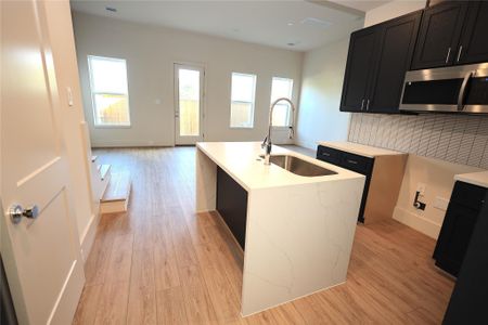 New construction Single-Family house 3216 Mansfield St, Unit 5904, Houston, TX 77091 - image 3