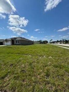 New construction Single-Family house 402 Sw Aileen St, Port St. Lucie, FL 34983 Cali- photo 16 16