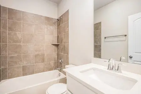 New construction Single-Family house 2048 Twin Lakes Blvd, West Columbia, TX 77486 - image 6