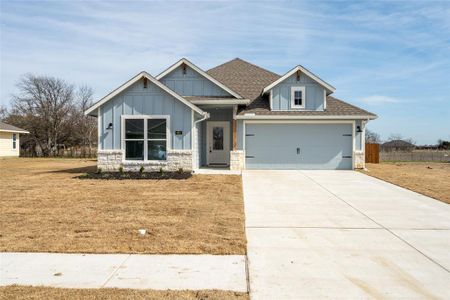 New construction Single-Family house 621 Finlee, Tioga, TX 76271 The Robin- photo 0