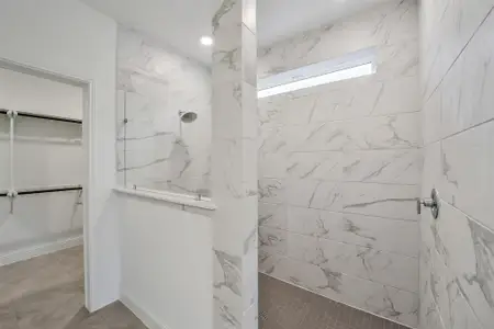 New construction Single-Family house 16018 Tangled Vine Ln, Conroe, TX 77302 plan Sedona - image 4