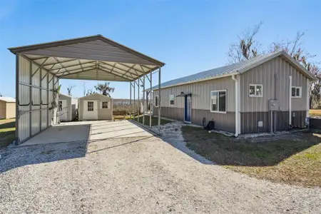 New construction Single-Family house 645 Cr 485A, Lake Panasoffkee, FL 33538 - image