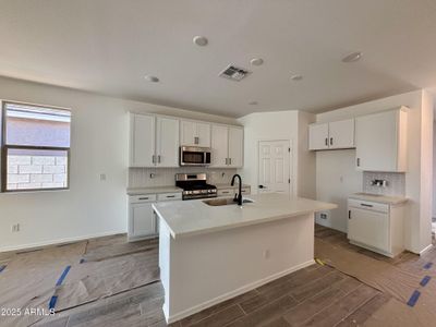 New construction Single-Family house 47771 W Mellen Ln, Maricopa, AZ 85139 Poppy- photo 8 8