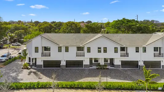 New construction Townhouse house 6997 Nw 30Th Ter, Unit D, Fort Lauderdale, FL 33309 - image