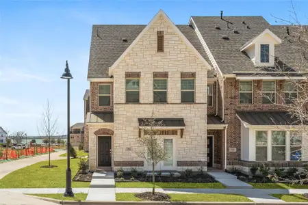 New construction Townhouse house 7862 Bayside Dr, Rowlett, TX 75088 plan Baltic - image