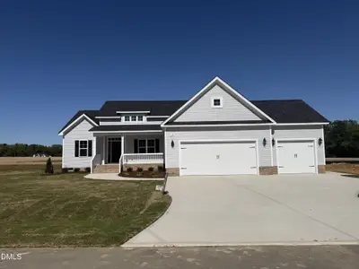 New construction Single-Family house 117 Bryant Farm Dr, Unit 5, Selma, NC 27576 - image