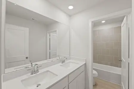 New construction Single-Family house 420 Long Branch Dr, Dayton, TX 77535 plan Hampton - image