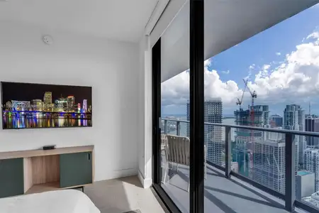 New construction Condo house 159 Ne 6Th St, Unit 4514, Miami, FL 33132 - image
