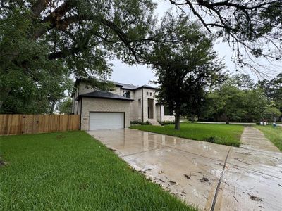 New construction Single-Family house 10902 Britoak Lane, Houston, TX 77079 - photo 32 32