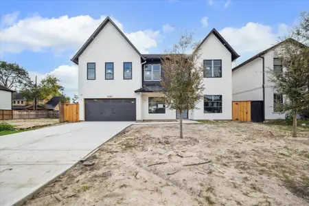 New construction Single-Family house 1241 Wakefield Drive, Houston, TX 77018 - photo 0