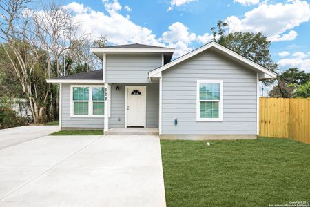 New construction Single-Family house 327 Dorie St, San Antonio, TX 78220 - photo 0