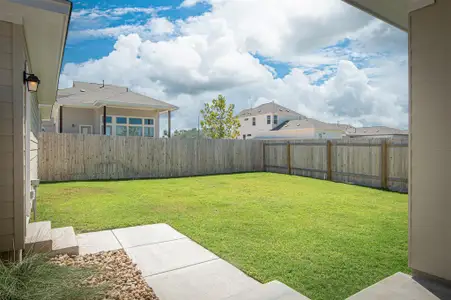 New construction Single-Family house 249 Treadwell Ln, Kyle, TX 78640 plan Bellwood - image 3