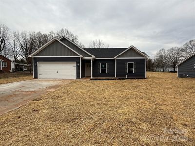 New construction Single-Family house 710 Mt Olive Church Rd, Newton, NC 28658 - image