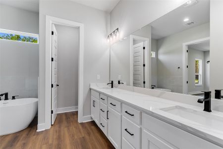 New construction Single-Family house 118 Rosebud Ranch Rd, Bertram, TX 78605 - image 5