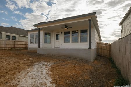 New construction Single-Family house 2828 Whiskey Pass, Seguin, TX 78155 Freestone- photo 11 11