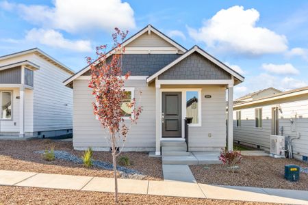 New construction Single-Family house 4008 Sw Obsidian Pl, Redmond, OR 97756 plan Astoria - image 15