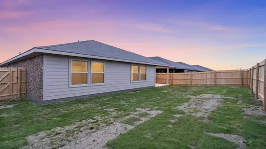 New construction Single-Family house 9413 Firedog Dr, Fort Worth, TX 76131 - image