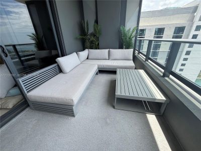 New construction Condo house 159 Ne 6Th St, Unit 4016, Miami, FL 33132 - image