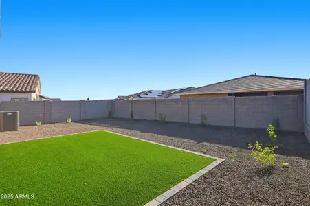 New construction Single-Family house 21461 W Meadowbrook Ave, Buckeye, AZ 85396 - image 3
