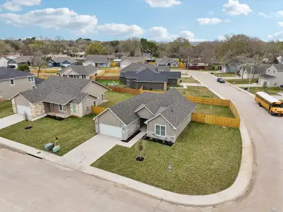 New construction Single-Family house 102 Callie St, Smithville, TX 78957 - image