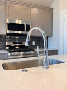 New construction Single-Family house 10250 Cabo del Sol Dr, Cleveland, TX 77327 plan Taylor - image 15