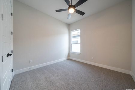 New construction Single-Family house 2032 Toscano Wy, Kerrville, TX 78028 - image 12
