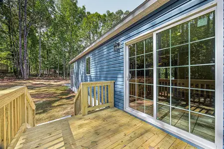 New construction Single-Family house 140 B Lakeshore Dr, Eatonton, GA 31024 - image