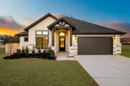 New construction Single-Family house 623 Oak Crk, Seguin, TX 78155 null- photo 0