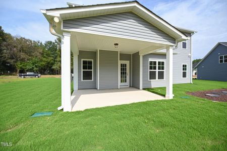 New construction Single-Family house 236 Abingdon Farms Dr, Selma, NC 27576 Naples- photo 39 39