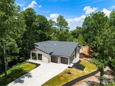 New construction Single-Family house 23 Early Spring Wy, Leicester, NC 28748 - image