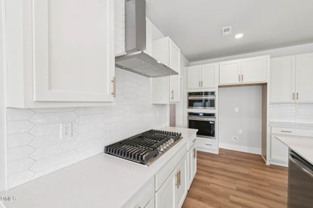 New construction Single-Family house 8701 Maxine St, Unit 43, Willow Spring, NC 27592 plan The Holly - image 8