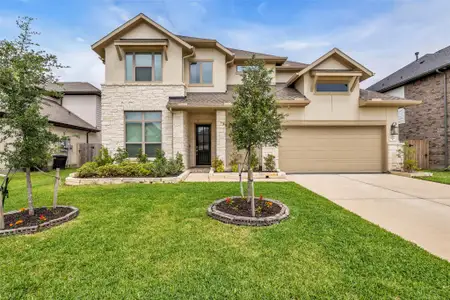 New construction Single-Family house 32117 Magnolia River Trl, Conroe, TX 77386 - image