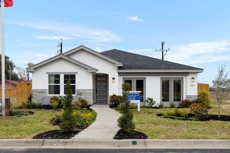 New construction Single-Family house 3824 Sena River Cir, Brownsville, TX 78520 plan Tularosa - image