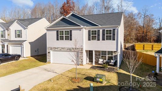 New construction Single-Family house 196 Carriage Cove Cir, Mocksville, NC 27028 - image
